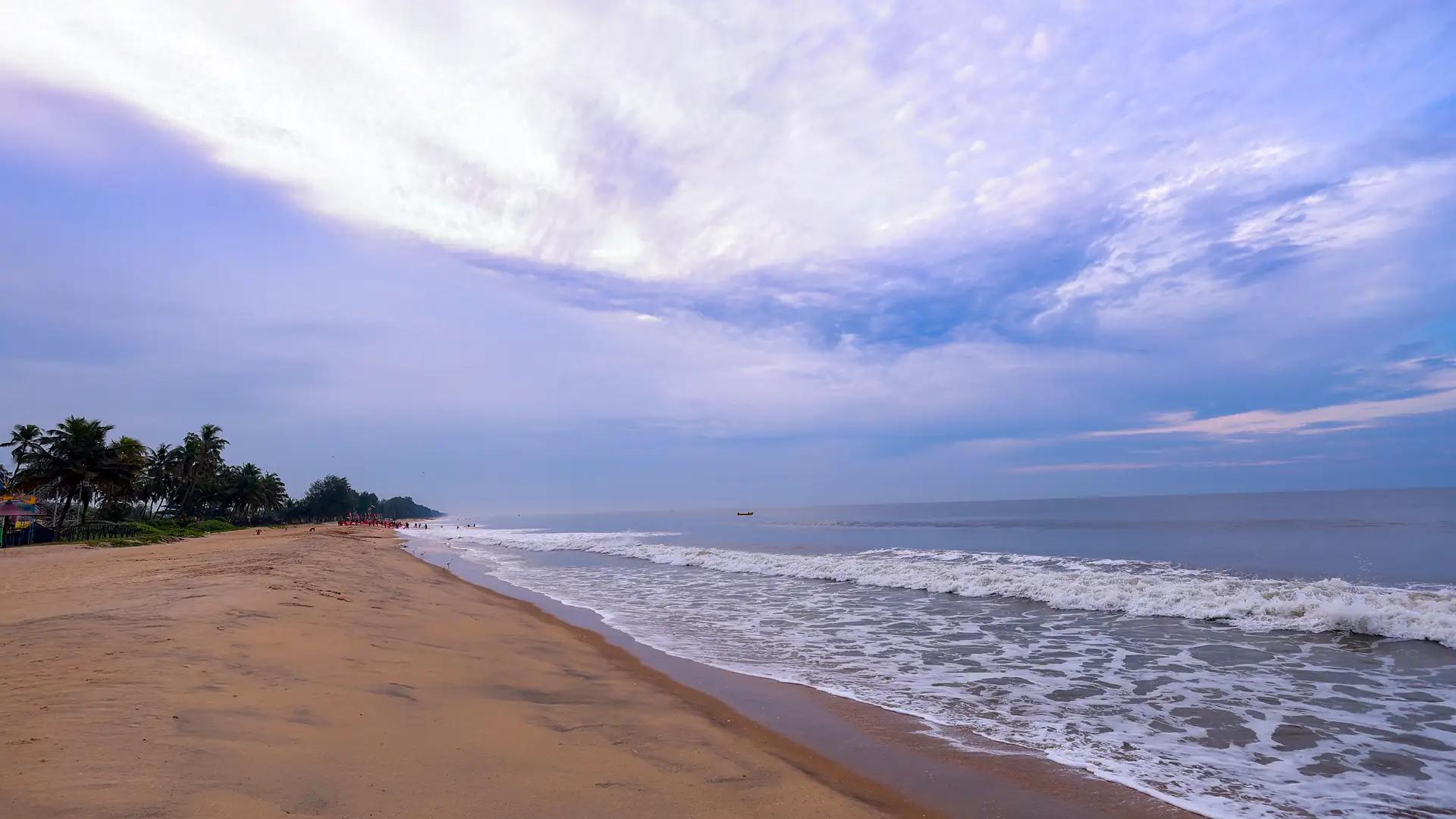 Gateway to Kerala’s Scenic Coastal Charm