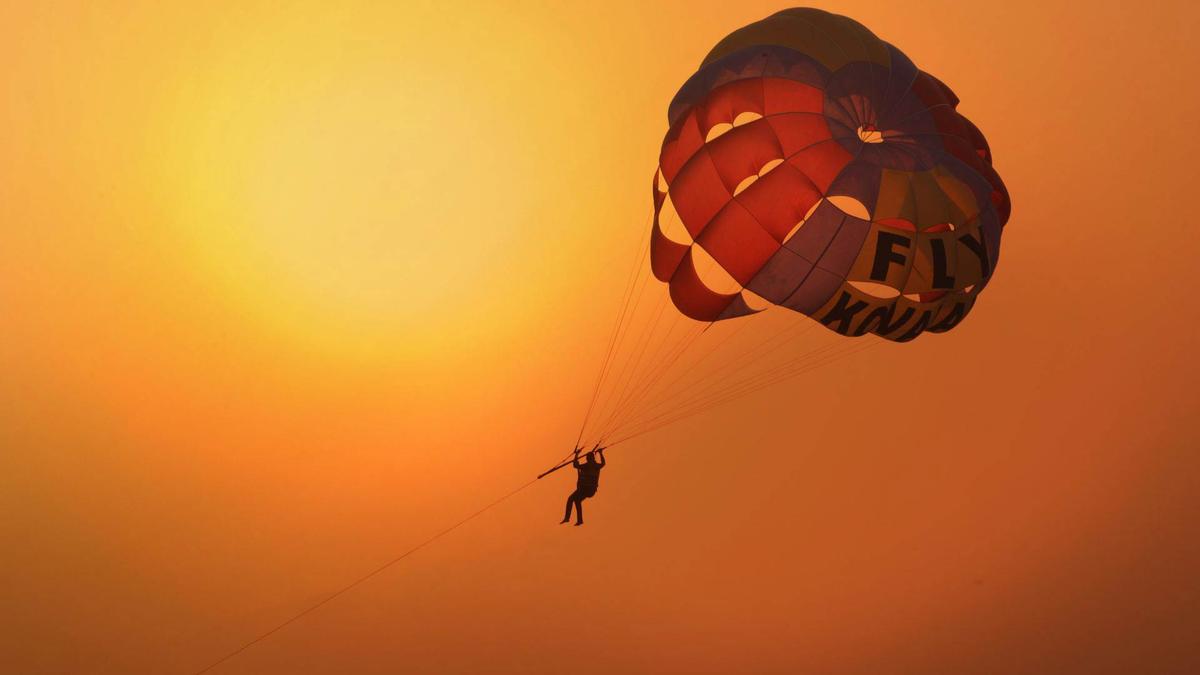 Recipes of popular snacks of Kerala Food | Kerala Tourism