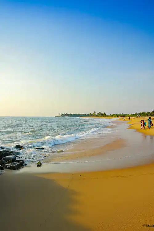 Malappuram’s quiet coastal escape, where nature whispers and waves soothe.