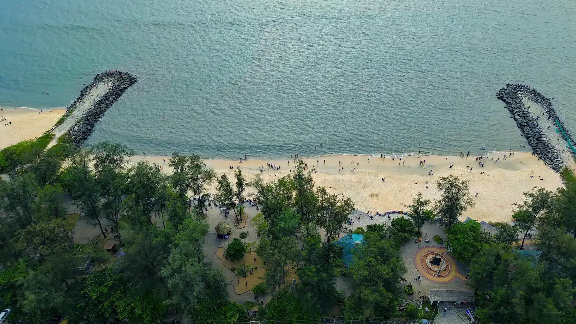 A Bird’s-Eye View of Kappad Beach A Bird’s-Eye View of Kappad Beach