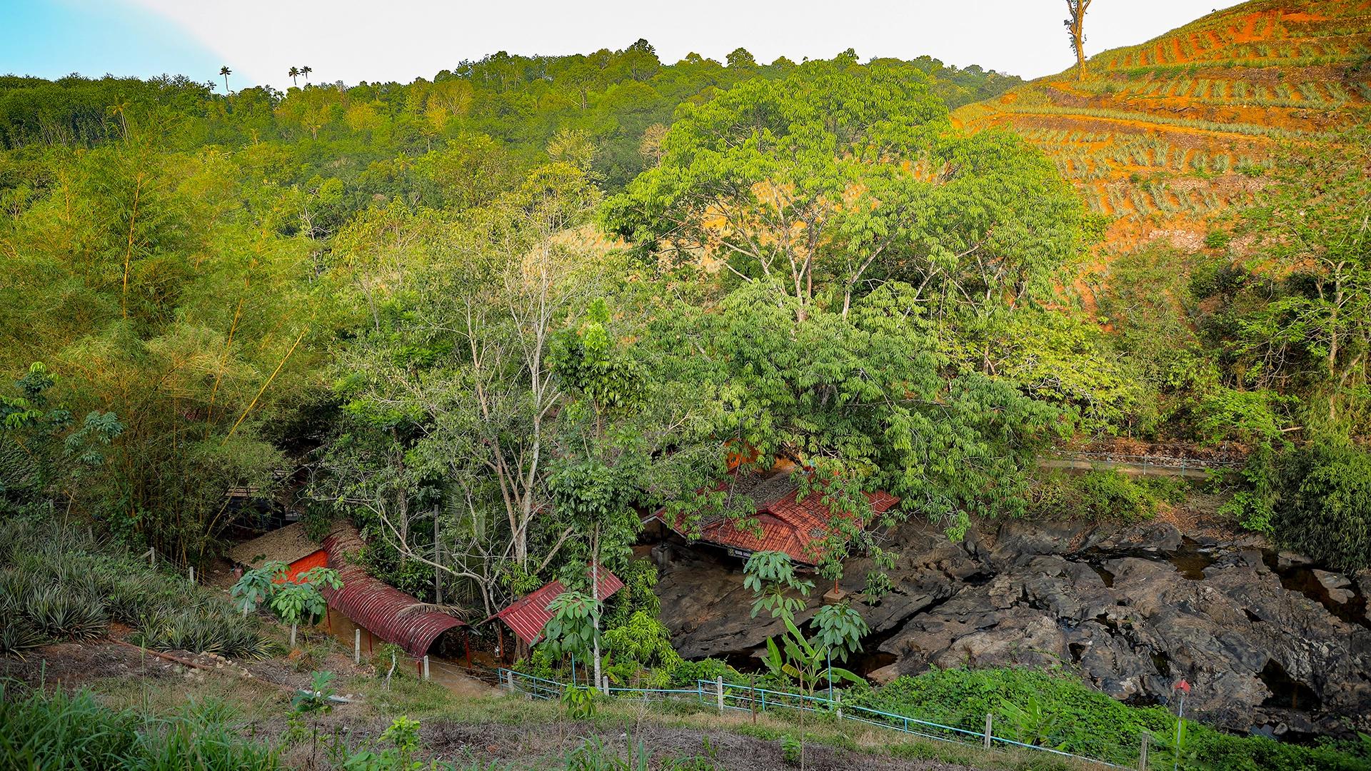 Anjukuzhi Waterfall Anjukuzhi Waterfall