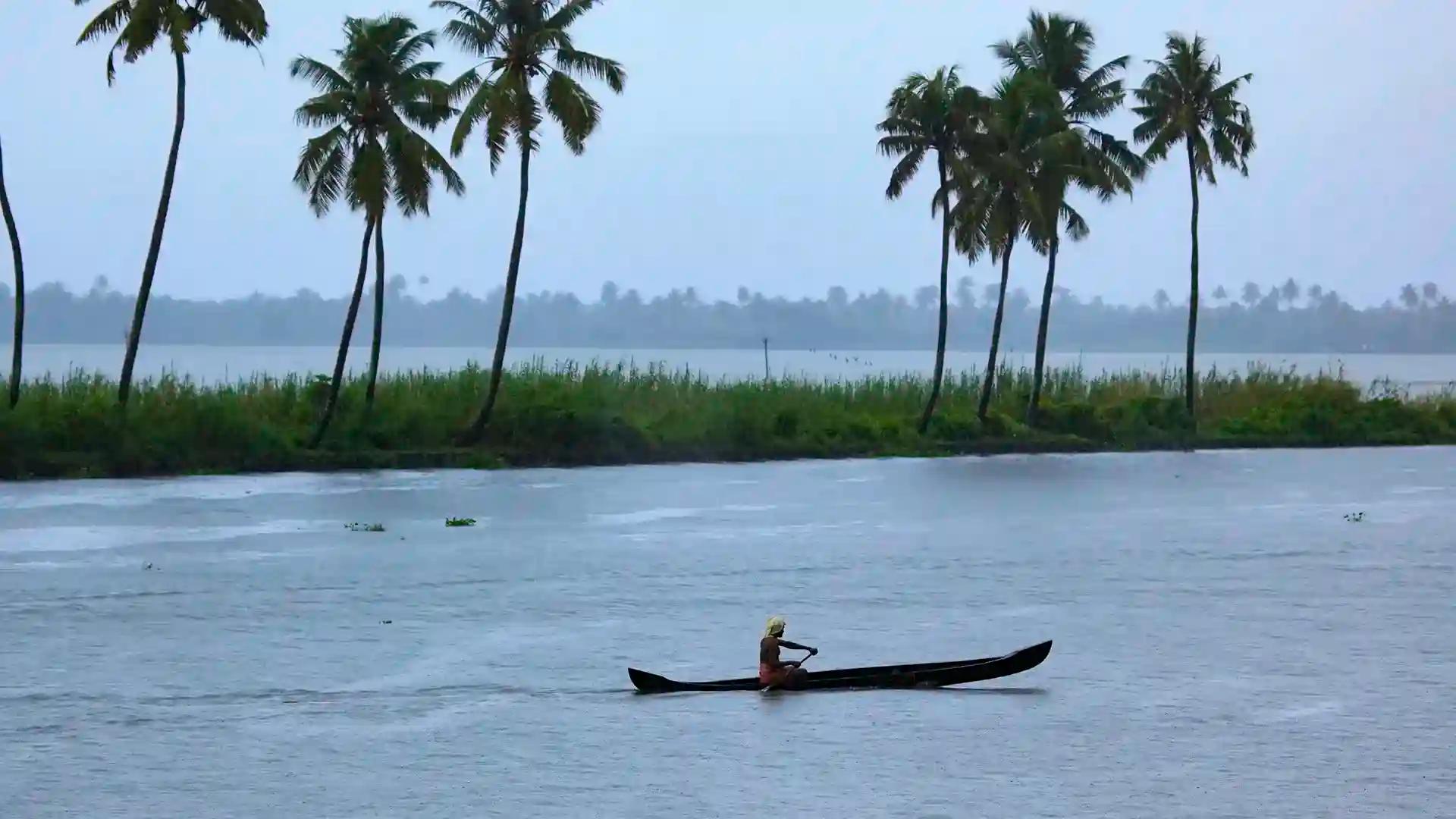 Backwater Stretches of Kerala Backwater Stretches of Kerala