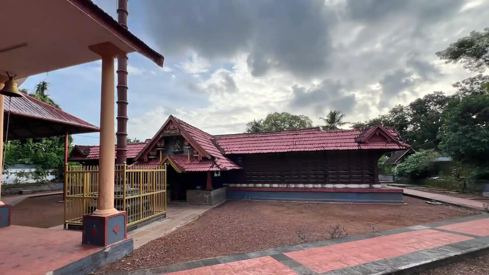 Dharmasastha Temple, Pakkil Dharmasastha Temple, Pakkil