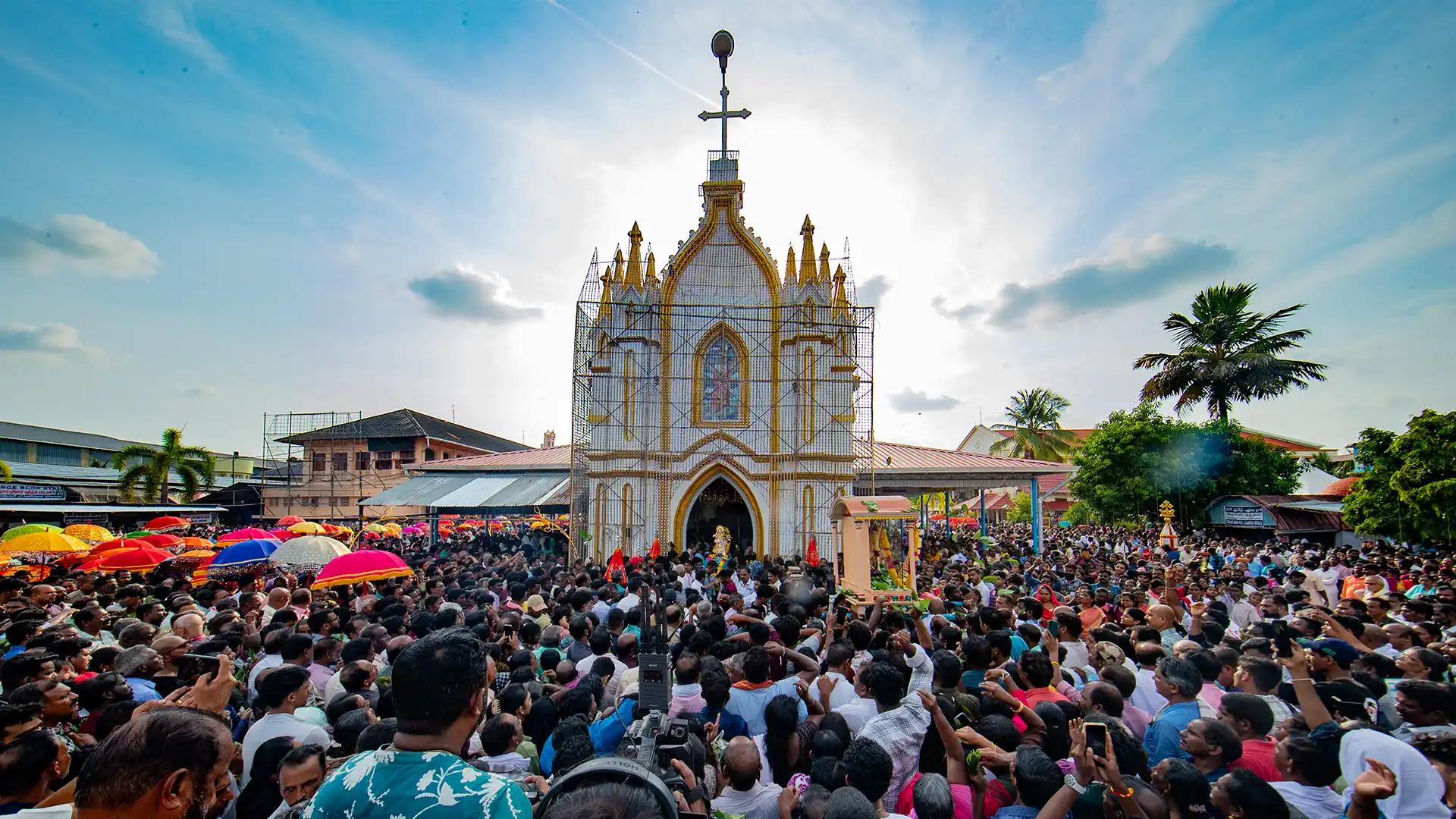 Experience the Devotion and Grandeur of Edathua Perunnal at St. George’s Church Experience the Devotion and Grandeur of Edathua Perunnal at St. George’s Church