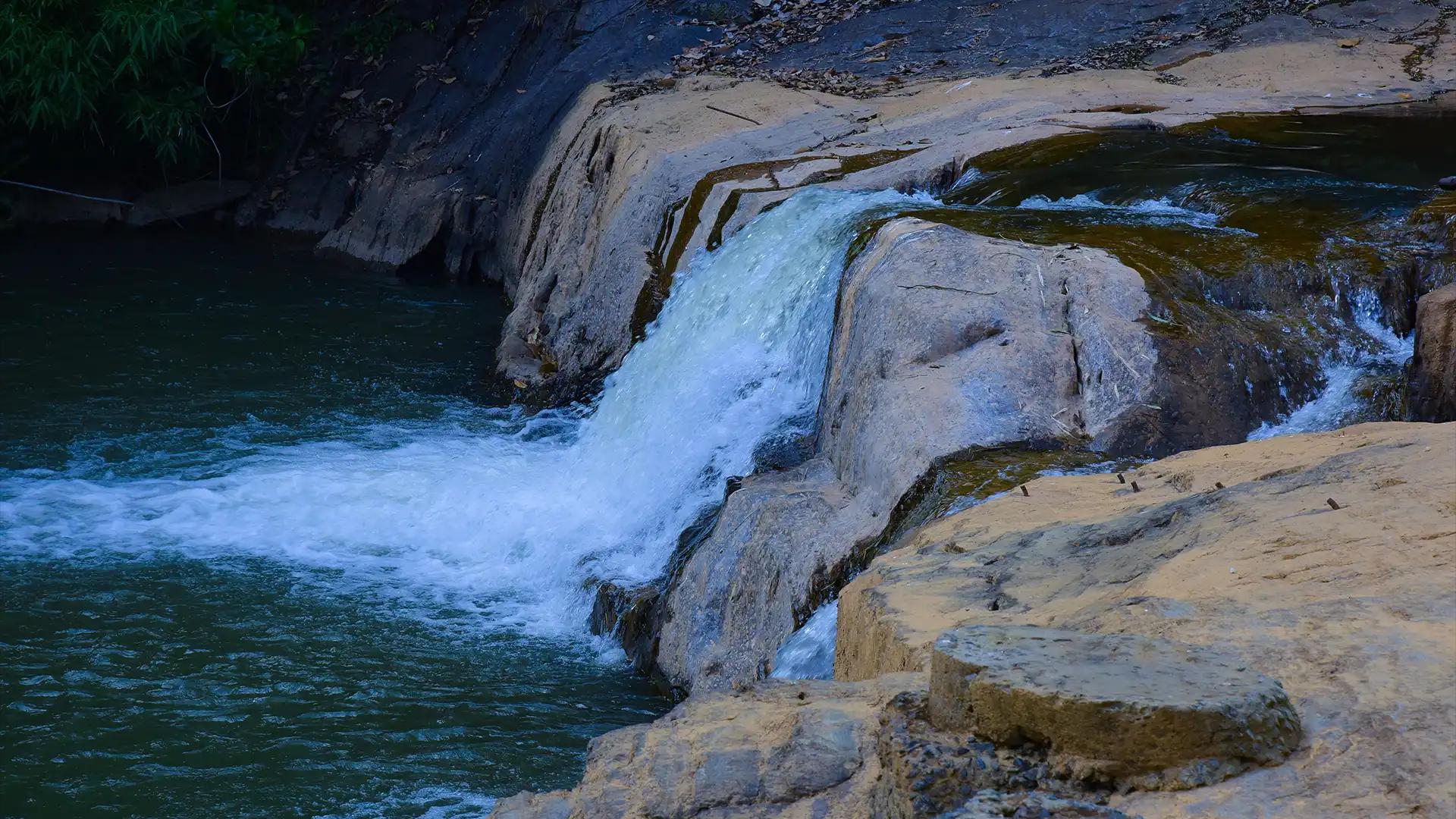 Kanthanpara Waterfall, Meppadi Kanthanpara Waterfall, Meppadi