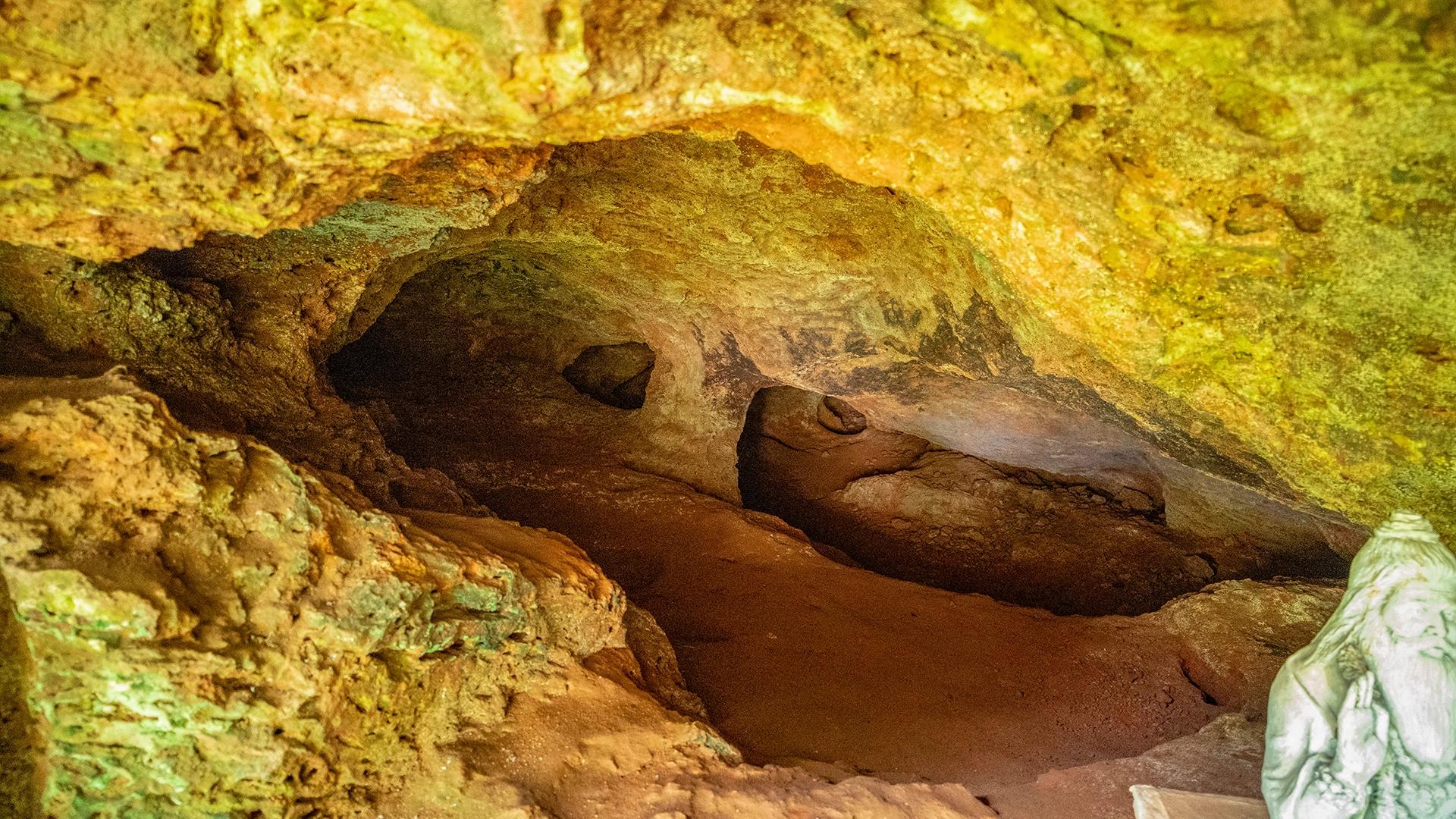 Kapila Cave, Vennimala Kapila Cave, Vennimala