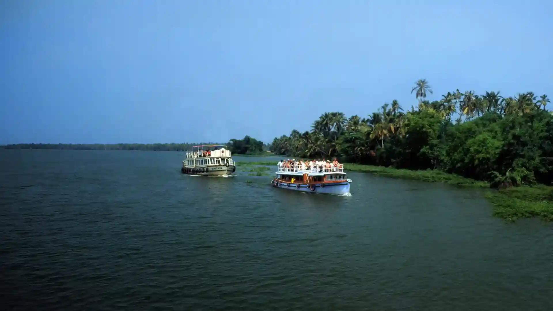 Kerala's backwaters Kerala's backwaters