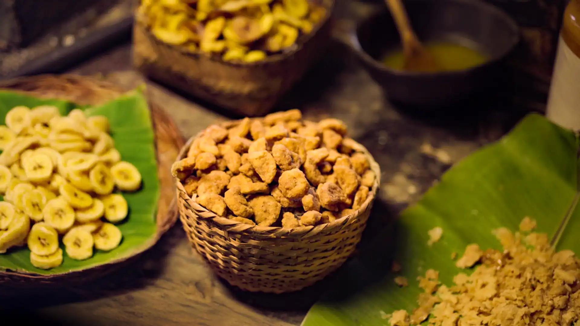 Sweet crunch and golden crisp Sweet crunch and golden crisp