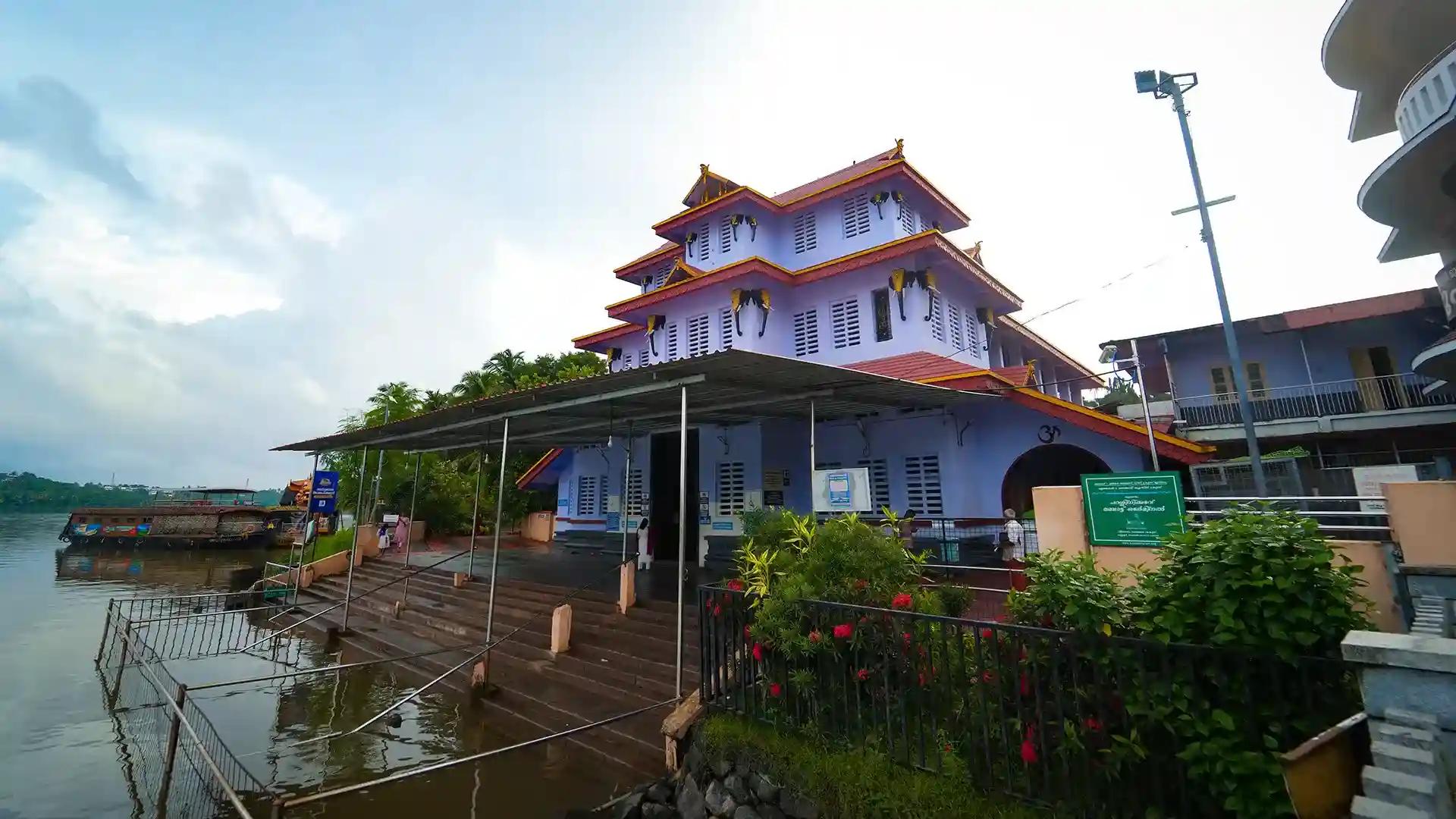 Muthappan Temple, Parassinikadavu Muthappan Temple, Parassinikadavu