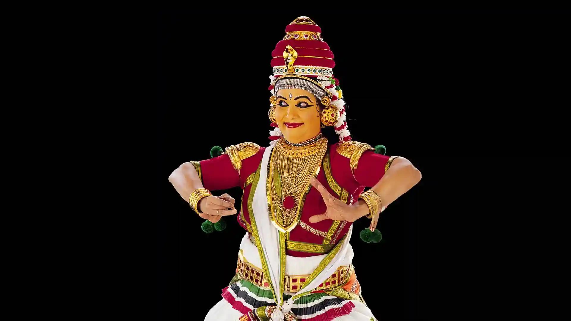 Resplendent in attire, elegant in performance Resplendent in attire, elegant in performance