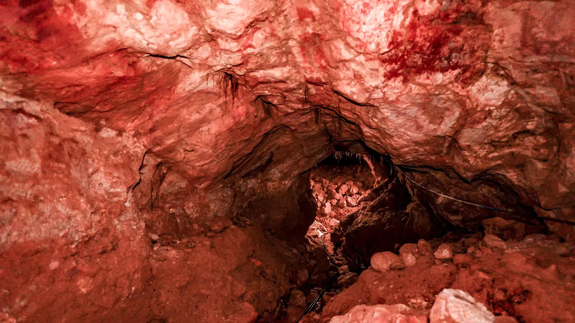 Suranga of Kasaragod: Ancient Tunnel-Wells of Kerala Suranga of Kasaragod: Ancient Tunnel-Wells of Kerala