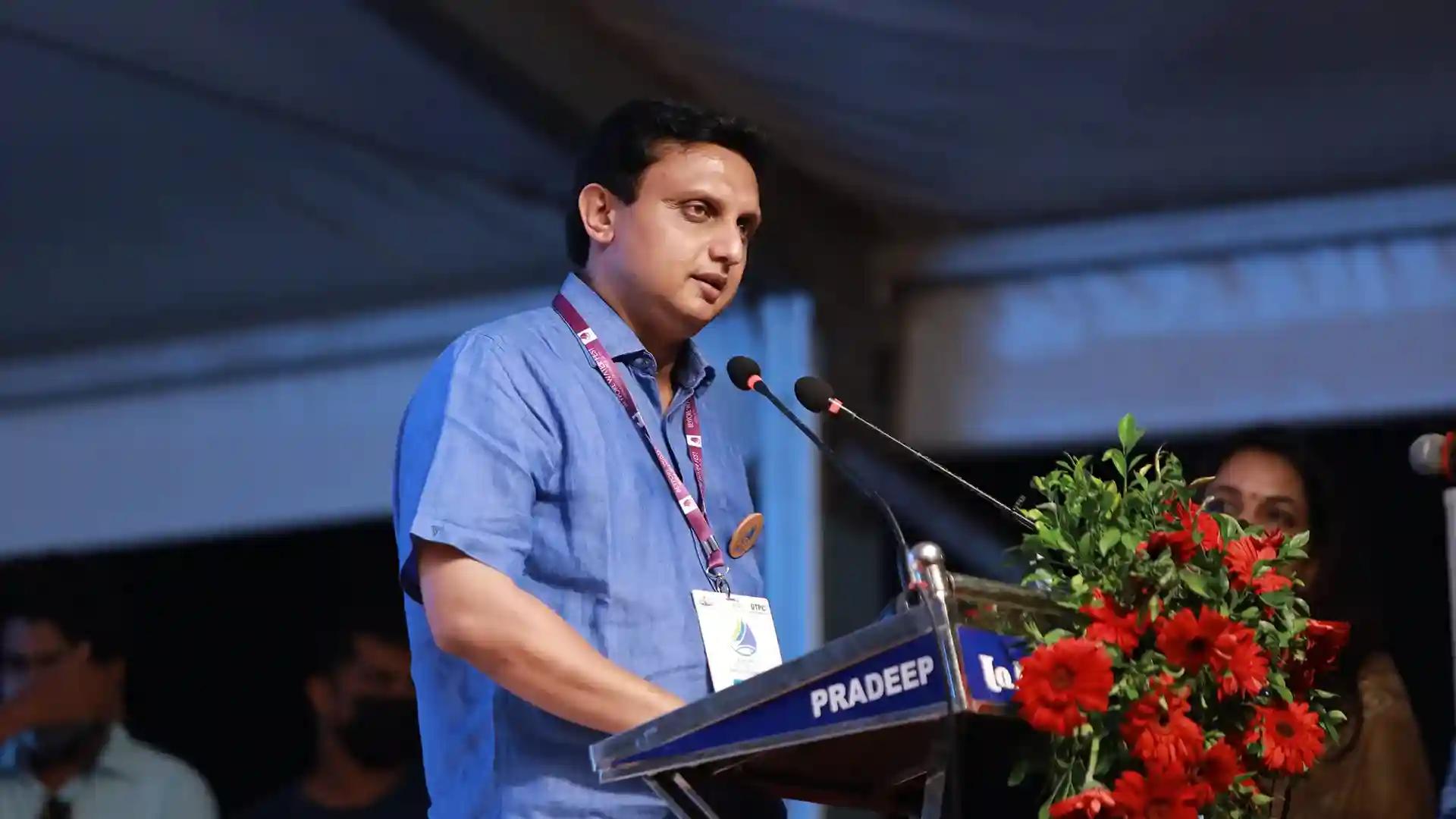 Tourism Minister Mr P. A. Mohammed Riyas addressing the audience at Beypore Water Fest Tourism Minister Mr P. A. Mohammed Riyas addressing the audience at Beypore Water Fest