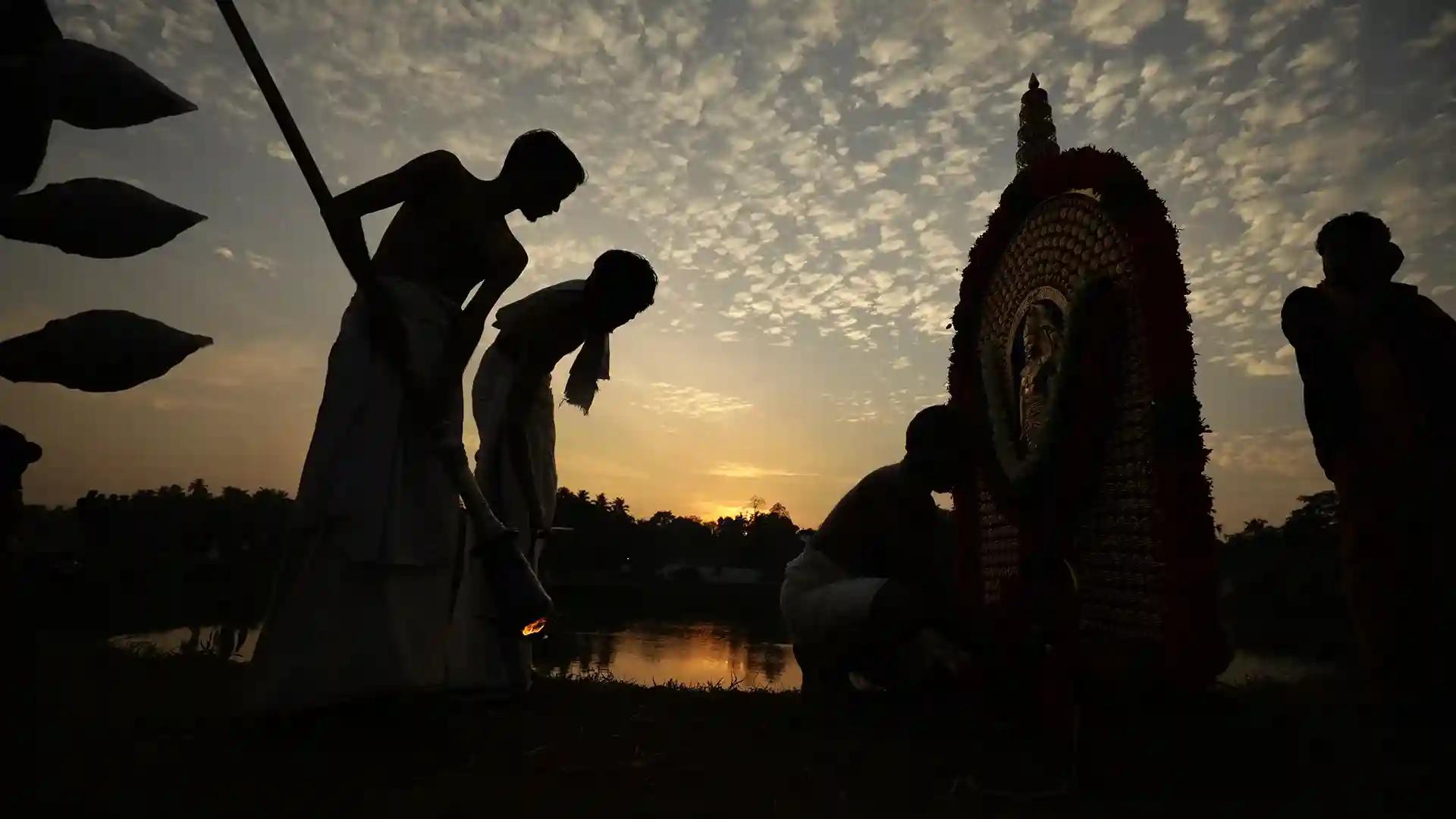 Triprayar Thevar and the Arattupuzha Pooram Triprayar Thevar and the Arattupuzha Pooram