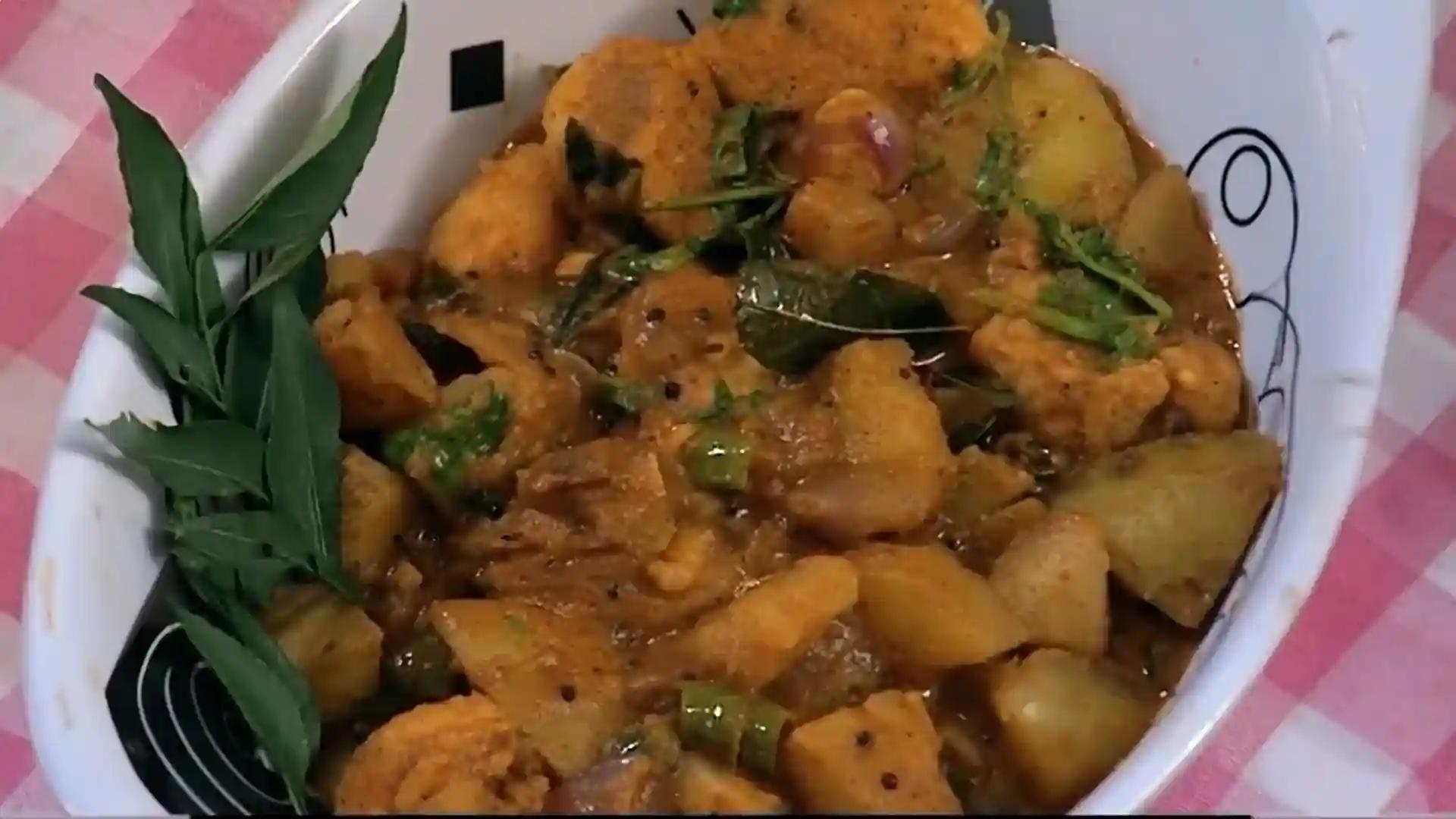 Vada Koottu Curry Vada Koottu Curry