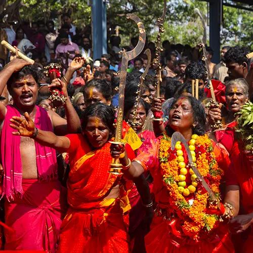 Kodungalloor Kaavutheendal and Bharani, annual festival of Kodungalloor Bhagavathy Temple | Kerala Tourism