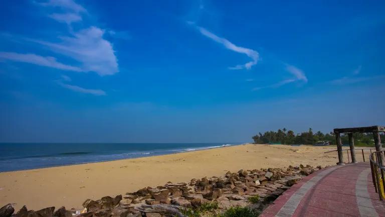 Andhakaranazhi Beach