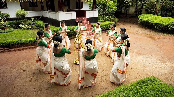 Thiruvathirakali - a dance performed by women | Kerala Tourism