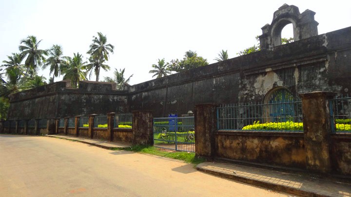 Anjengo Fort at  Varkala, Thiruvananthapuram 