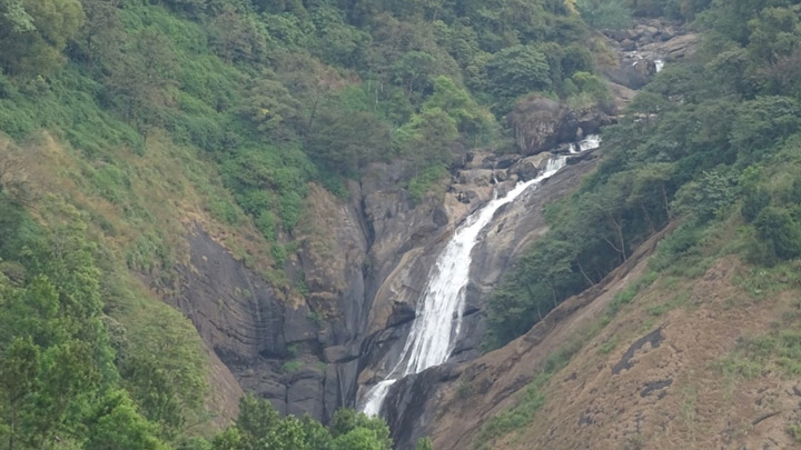 Attukad Waterfalls - an ideal trekking spot in Munnar, Idukki 
