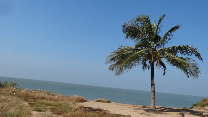 Meenkunnu Beach near Azhikode, Kannur 