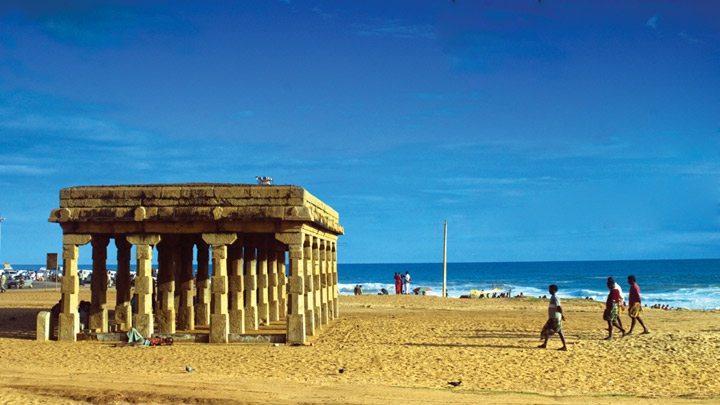 Shankhumugham Beach, Thiruvananthapuram