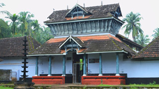 Vettakkorumakan Temple, Nilambur