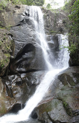 Kalakkayam Waterfalls in Thiruvananthapuram