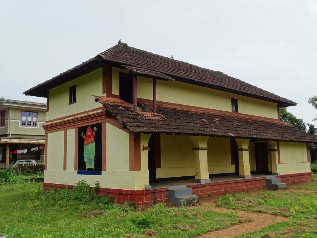 Kadamkodu Kottaram Vathukkal Vishnumoorthy Temple