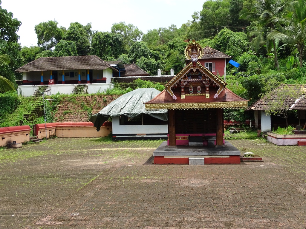 Bhagavathy Vettaikorumakan Temple, Chathamath