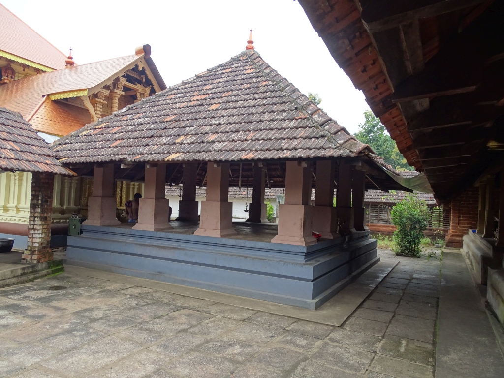 Namasakara Mandapam, Sree Chakrapani Temple