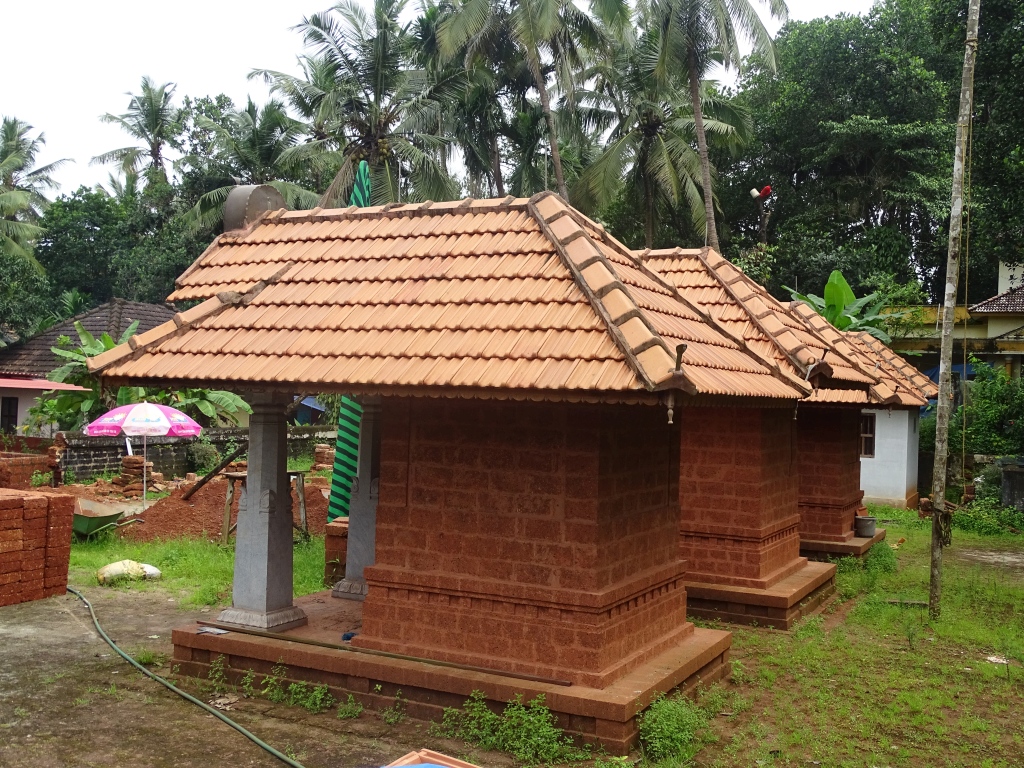 New temple structures on construction