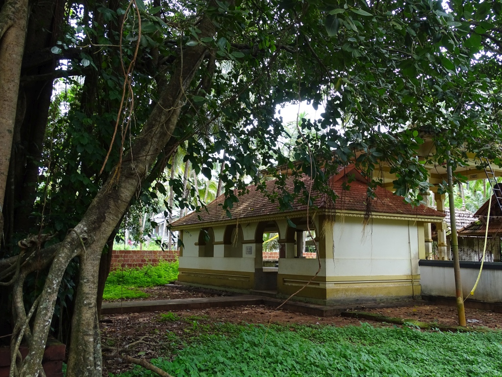 Odhavath Sree Chooliyar Bhagavathy Temple