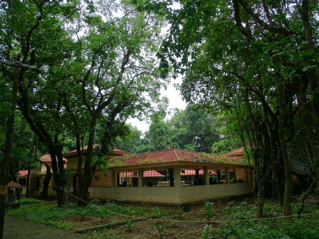 Outside view, Sree Olavara Mundyakavu Temple