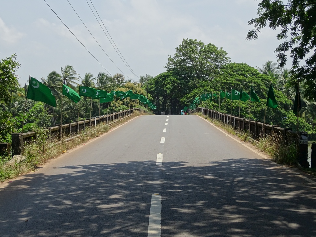 Punnakadavu Bridge, Payyanur