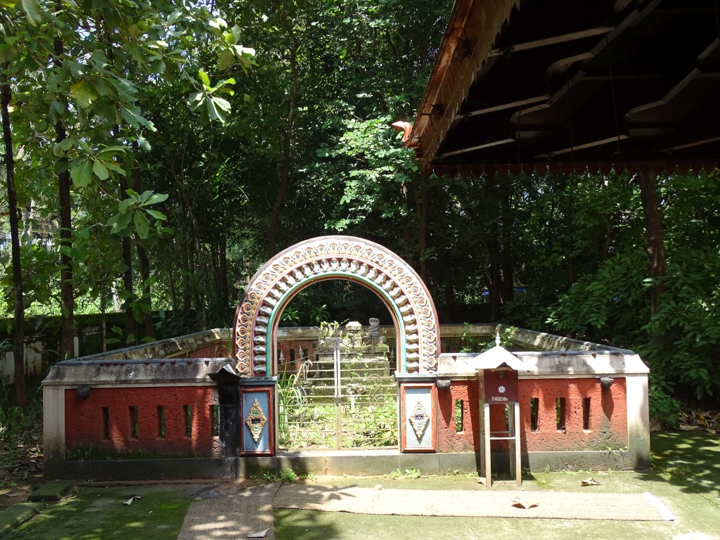 Serpent Grove, Ashtamachal Bhagavathy Temple