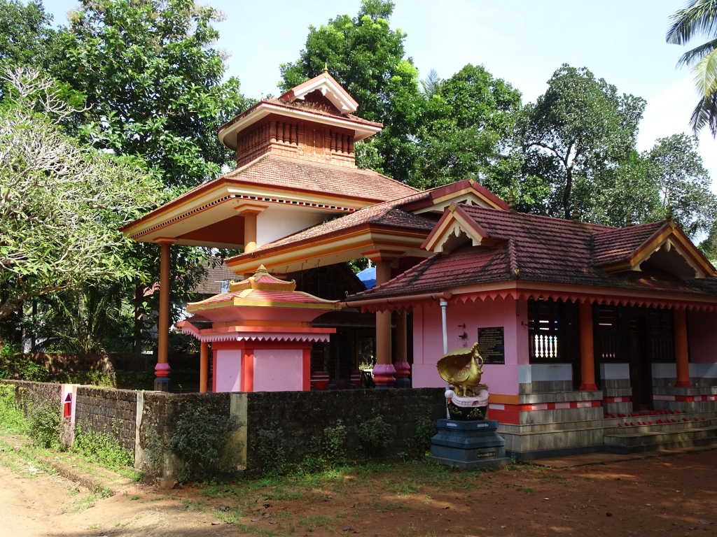 Sree Chamundeswari Temple, Puthiyatheru