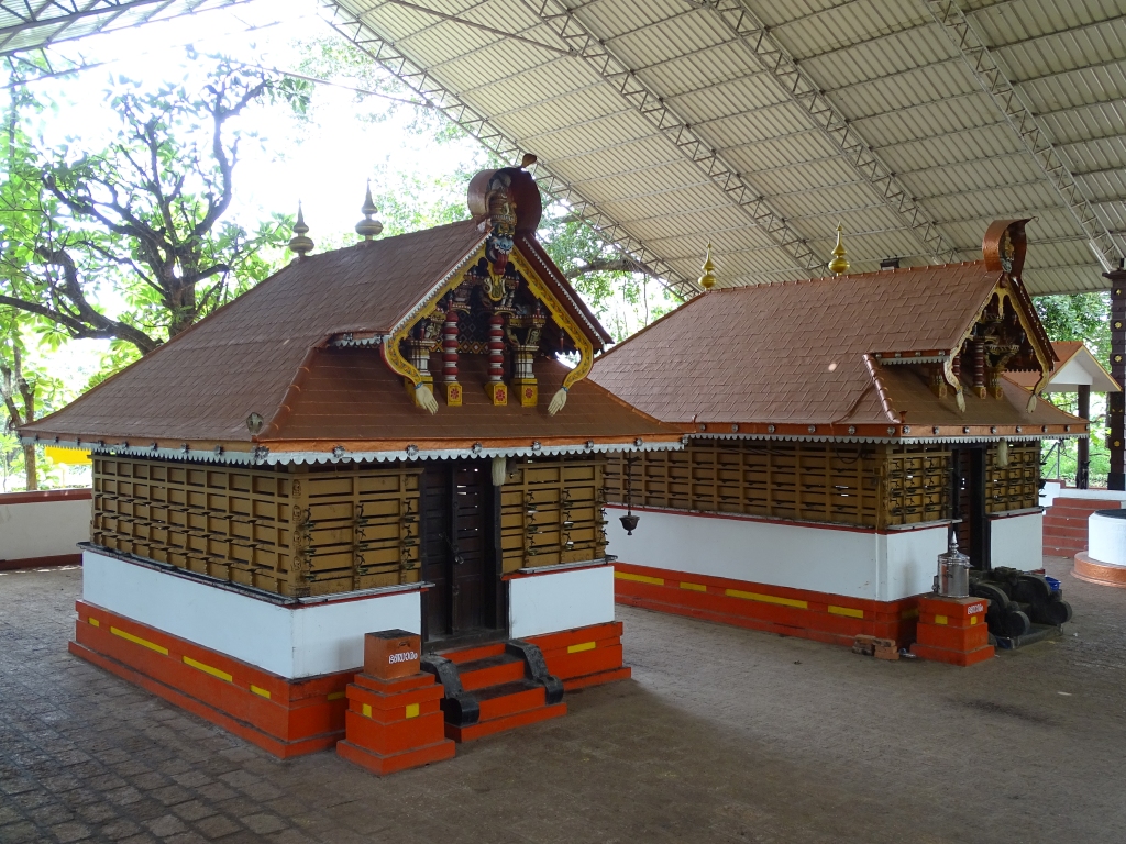 Muchilott Bhagavathy Temple at Kizhunna