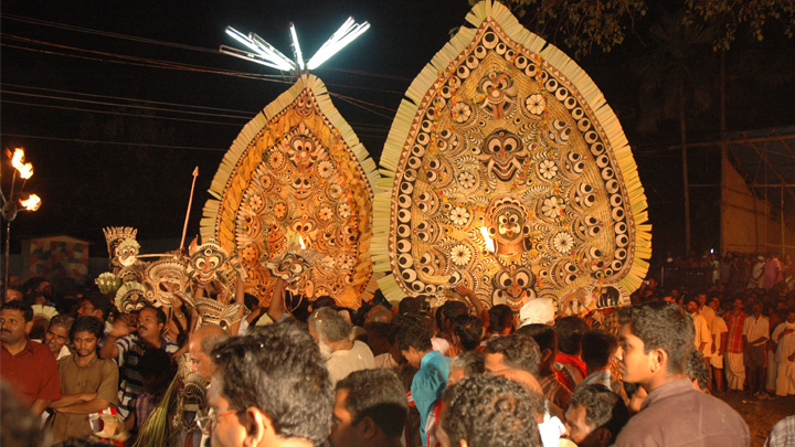 Spectacle of the Divine at Kadammanitta 