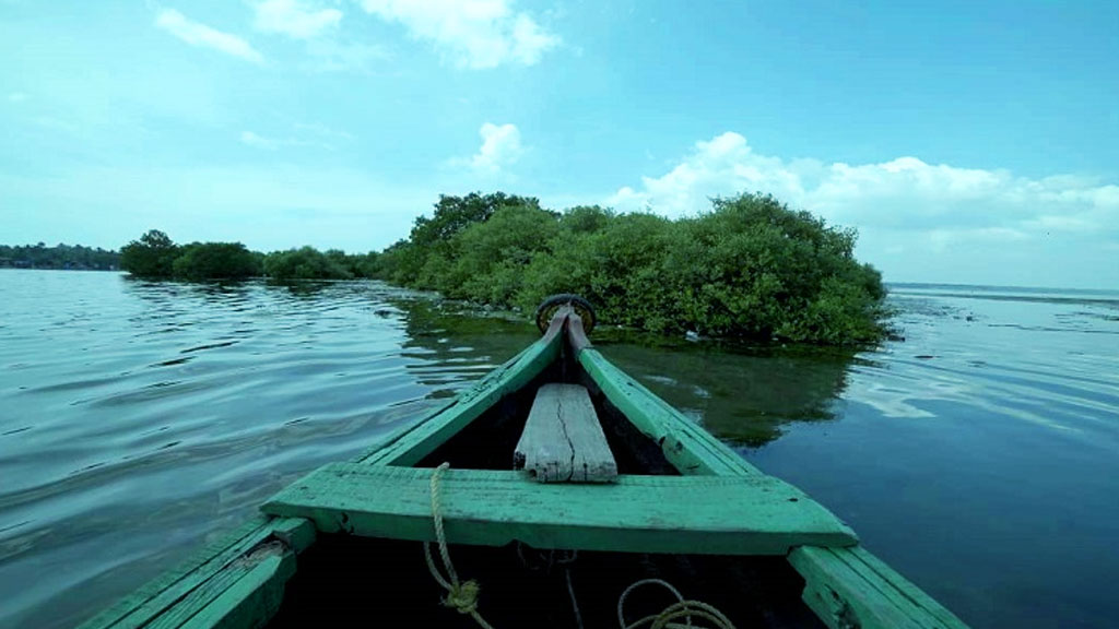 Boating at Sambranikodi