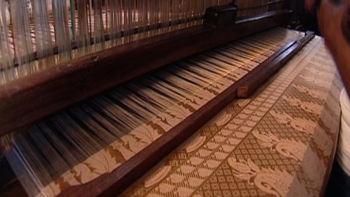 Unique Kuthampully Handlooms of Kerala 