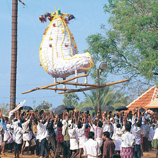 Chinakkathoor Pooram