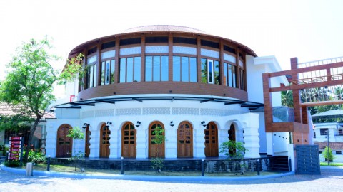 Kerala Arts & Crafts Village