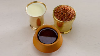 Navara rice, milk and oil