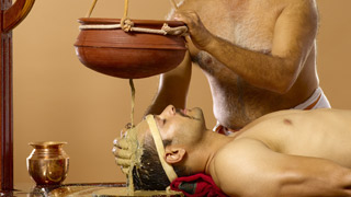 Takradhara - Ayurveda Therapy - 1