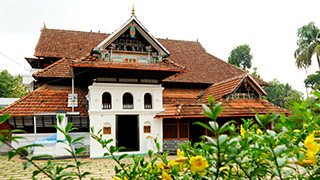 Thazhathangadi Mosque