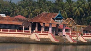Thriprayar Temple