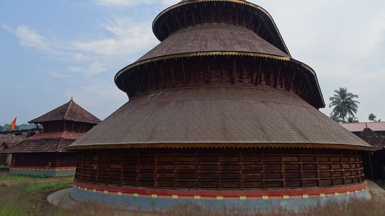 Sree Mahalingeshwara Temple