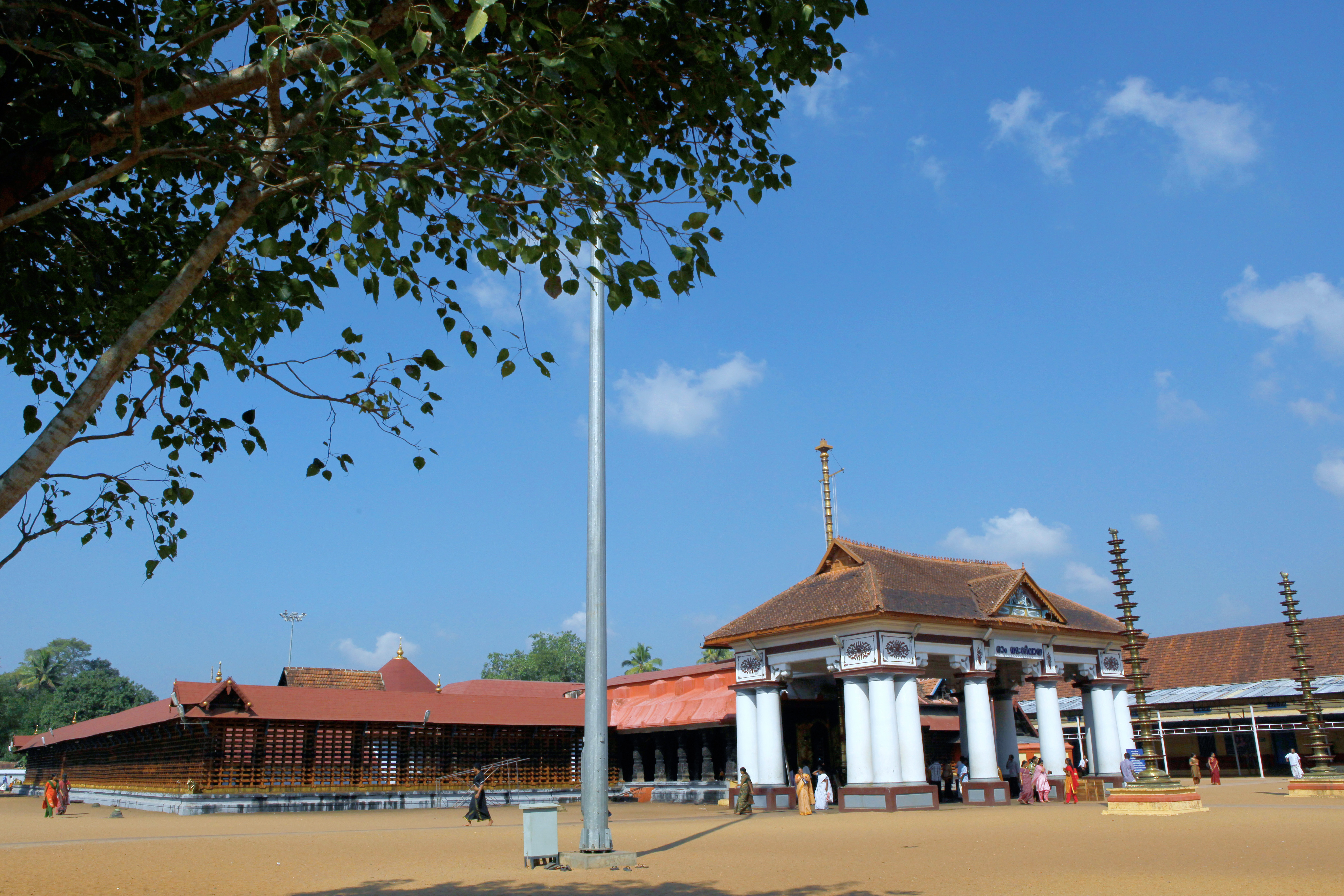 Vaikom Mahadeva Temple | Kerala | Tourist Places in Kottayam | Kerala  Tourism