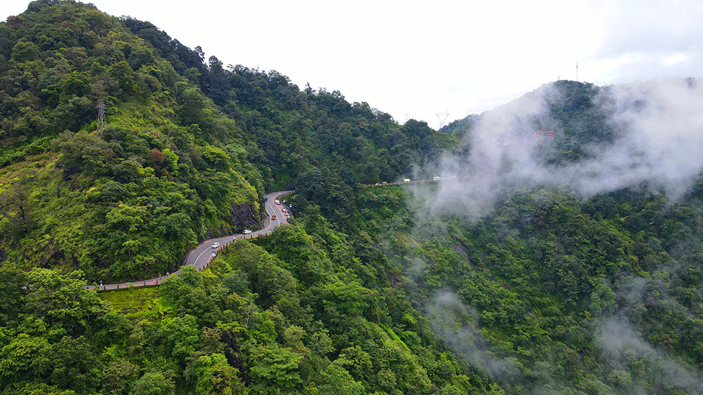 Mesmerizing aerial view of Thamarassery Churam