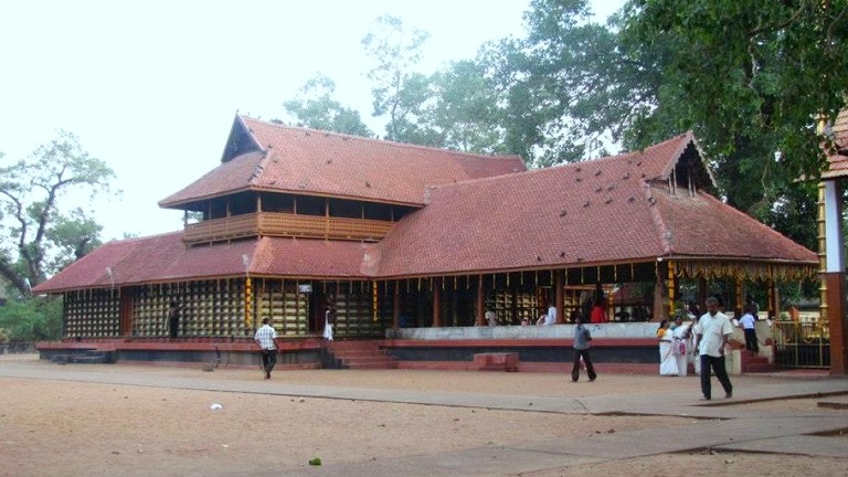 Mullakkal Rajarajeswari Temple 